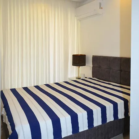 Lovely 2-Bedroom Condo In The Heart Of The Famous Altinkum Beach *