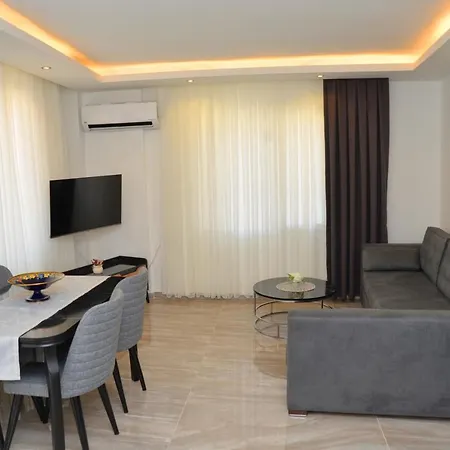 Lovely 2-Bedroom Condo In The Heart Of The Famous Altinkum Beach Apartamento Didim